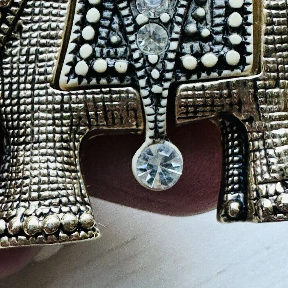 VTG Elephant Brooch‎ Pin 1.75 Inch Gold Tone Textured Clear Rhinestone Trunk Up